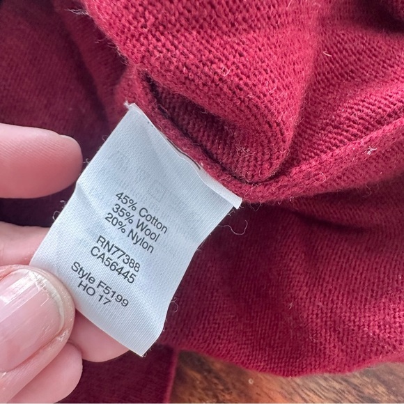 J Crew Teddy Sweater Set of 2 Black and Wine Women’s size Medium Cotton Wool Top - Picture 5 of 9